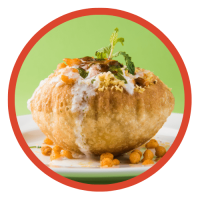 Aloo Kachori mit Chole  (A-1,G)